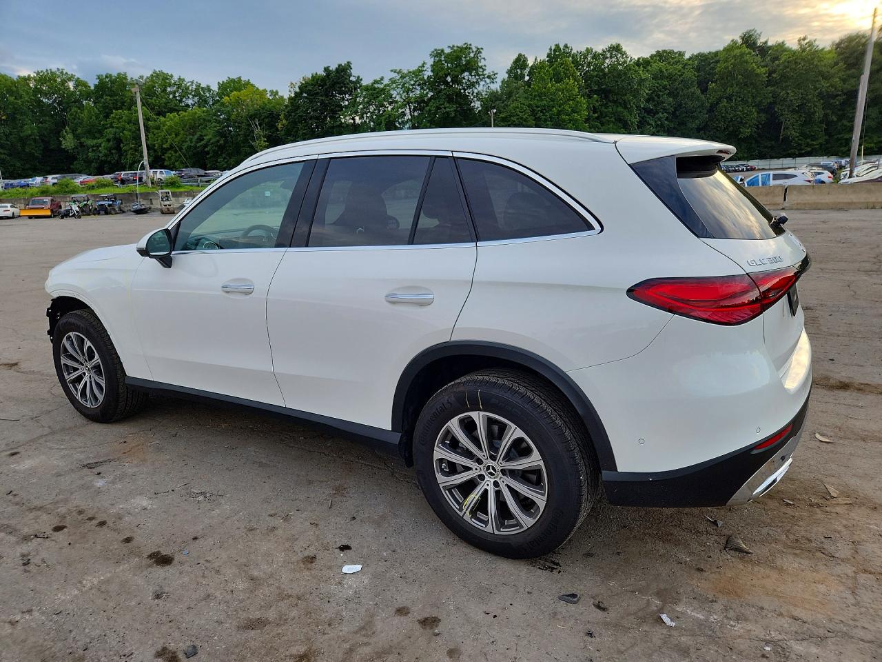 2025 MERCEDES-BENZ GLC 300 4MATIC — снимка 2