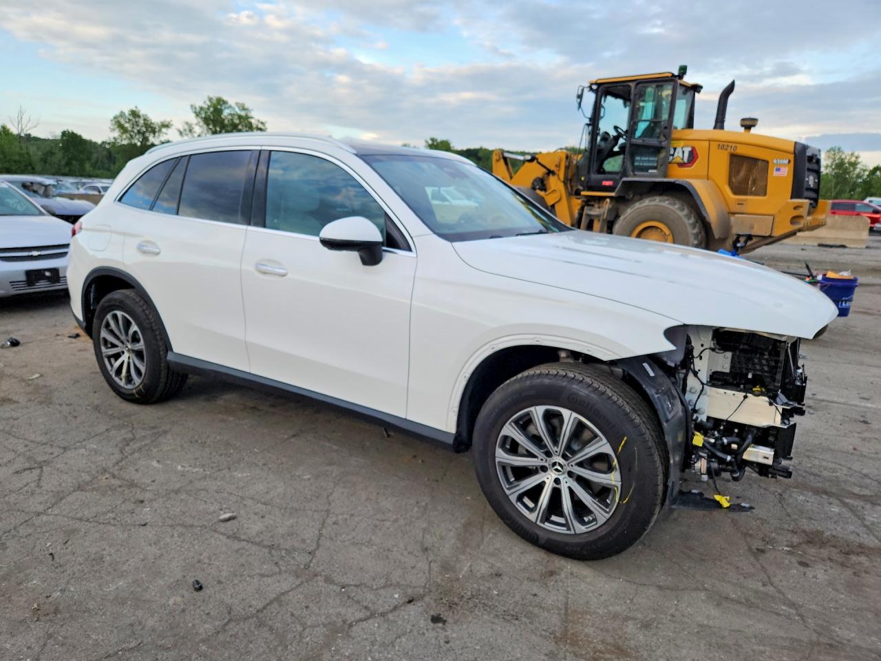 2025 MERCEDES-BENZ GLC 300 4MATIC — снимка 4