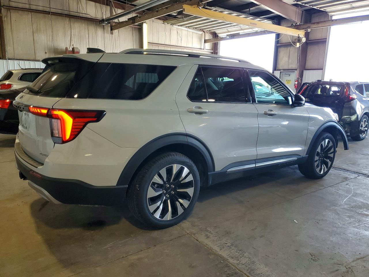 2025 FORD EXPLORER PLATINUM — снимка 3