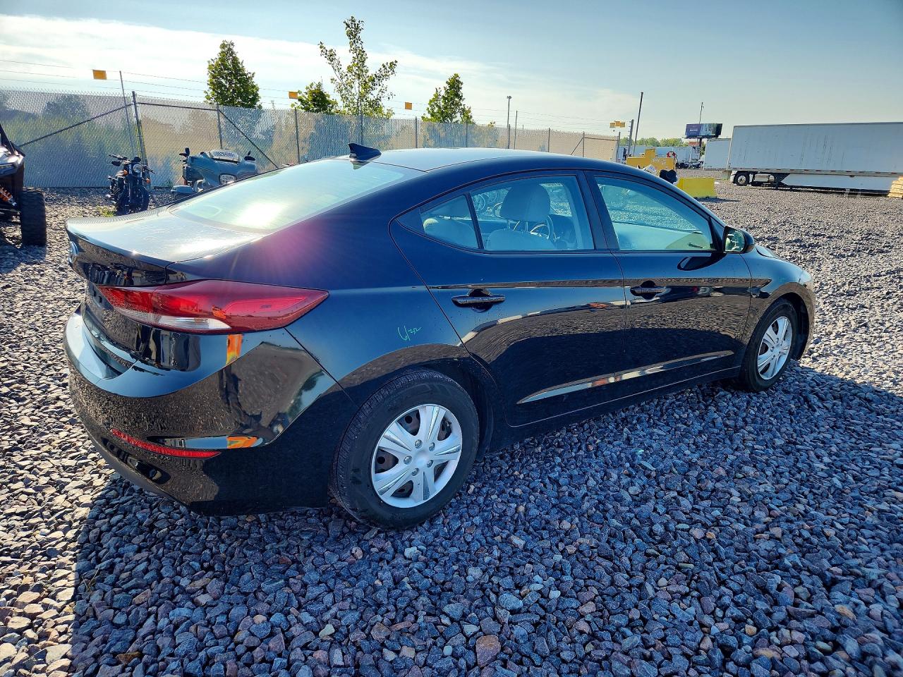 2017 HYUNDAI ELANTRA SE — снимка 3