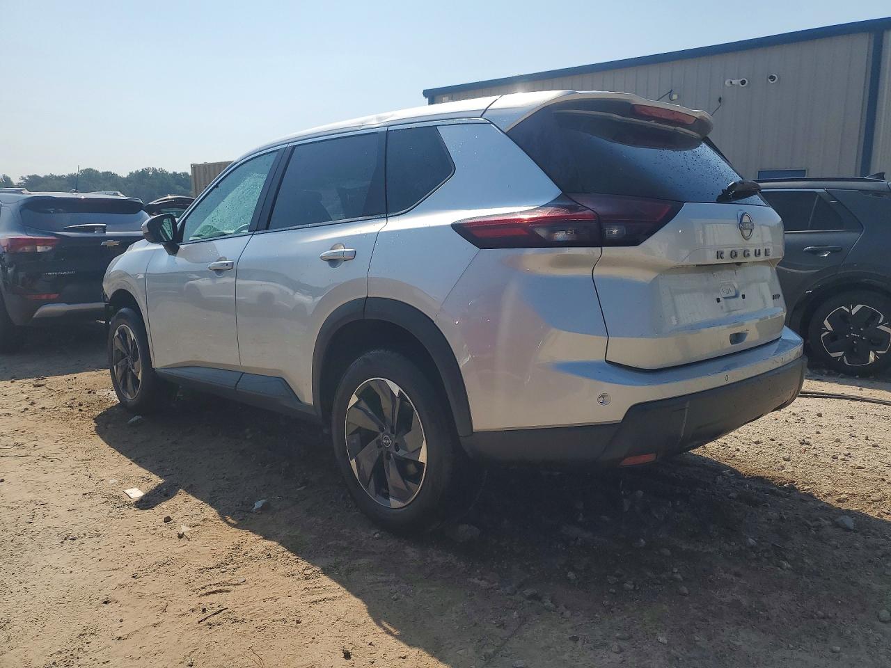 2025 NISSAN ROGUE SV — снимка 2