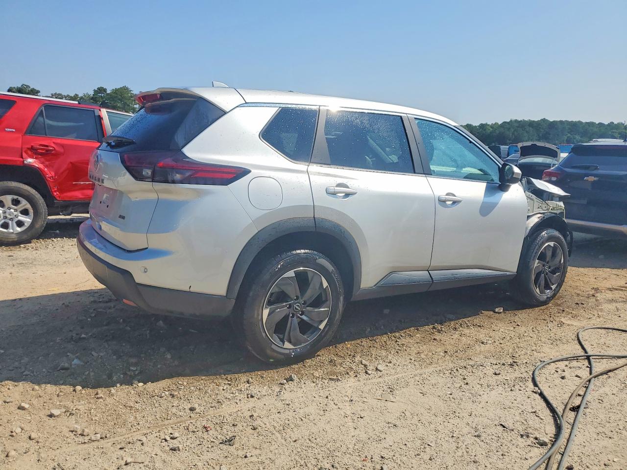 2025 NISSAN ROGUE SV — снимка 3