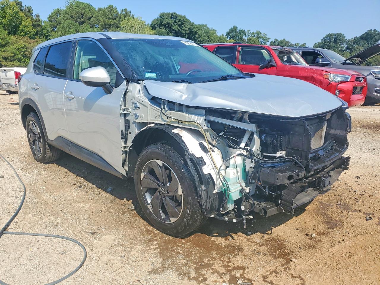 2025 NISSAN ROGUE SV — снимка 4