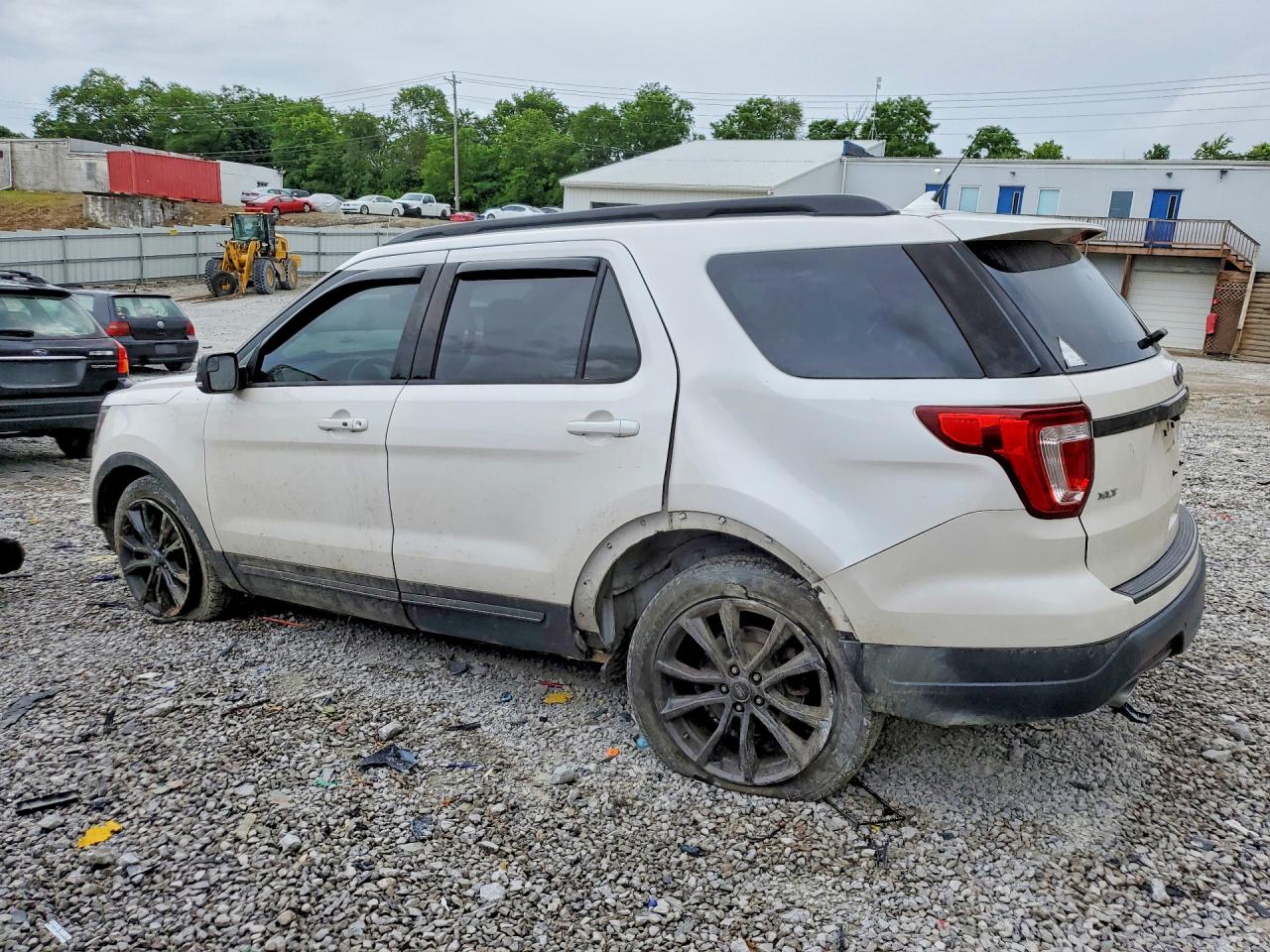 2018 FORD EXPLORER XLT — снимка 2