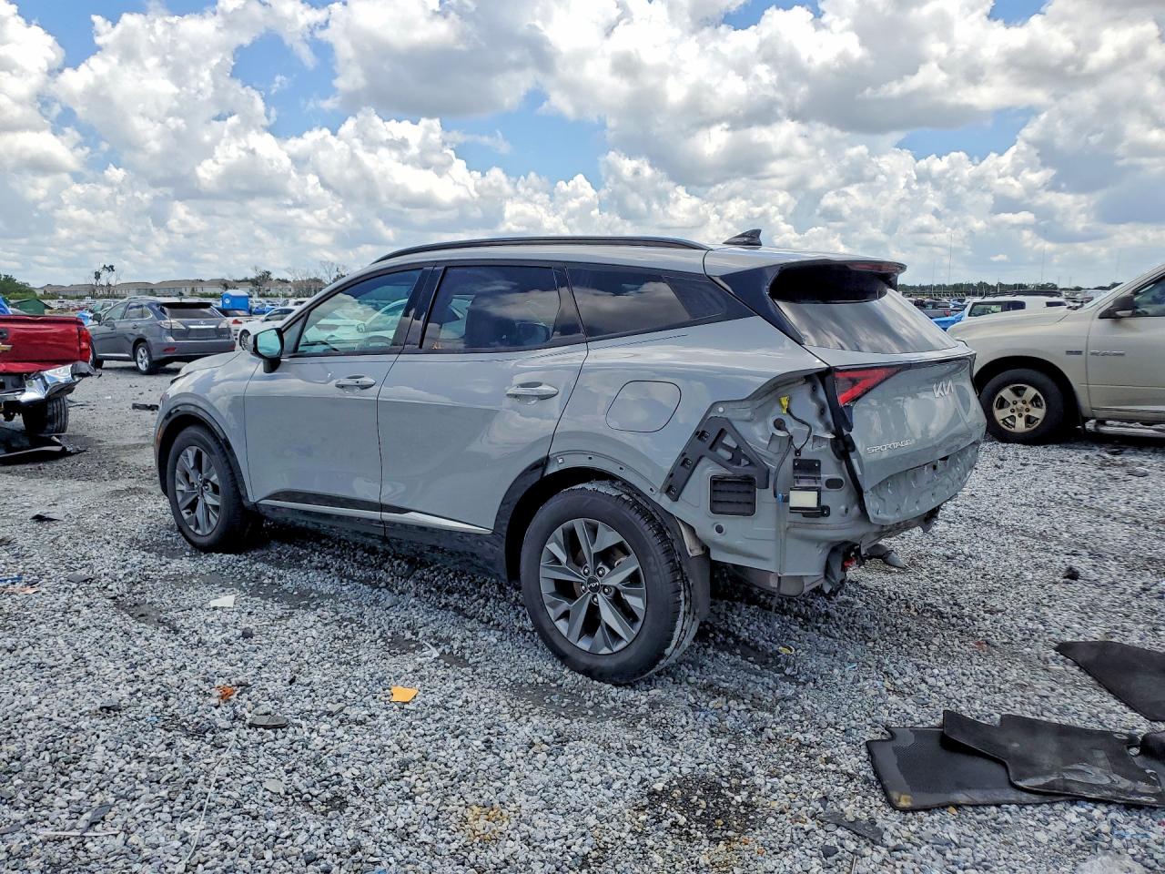 2023 KIA SPORTAGE SX — снимка 2