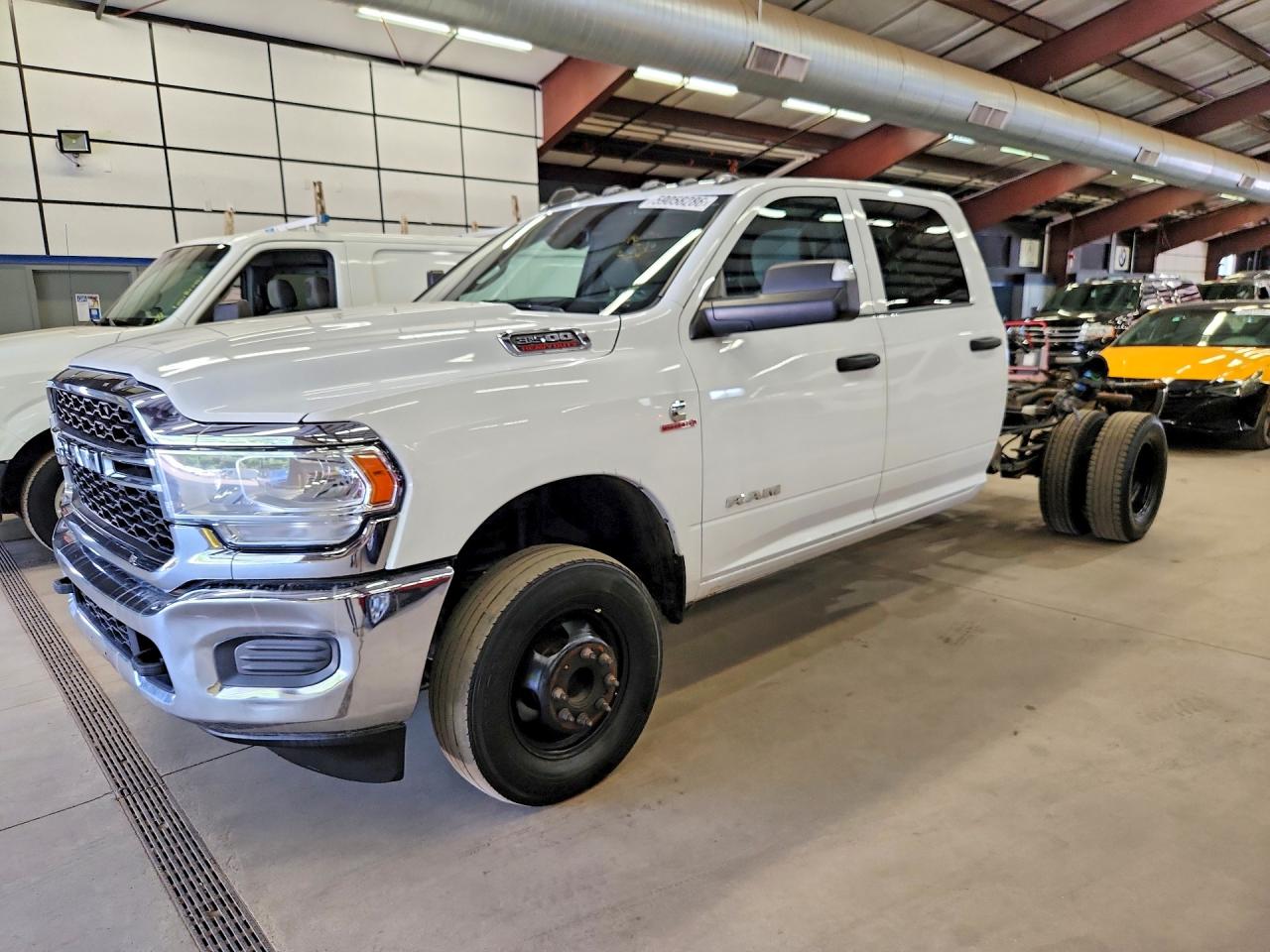 2022 RAM 3500 TRADESMAN