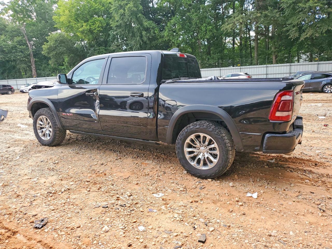 2023 RAM 1500 LARAMIE — снимка 2