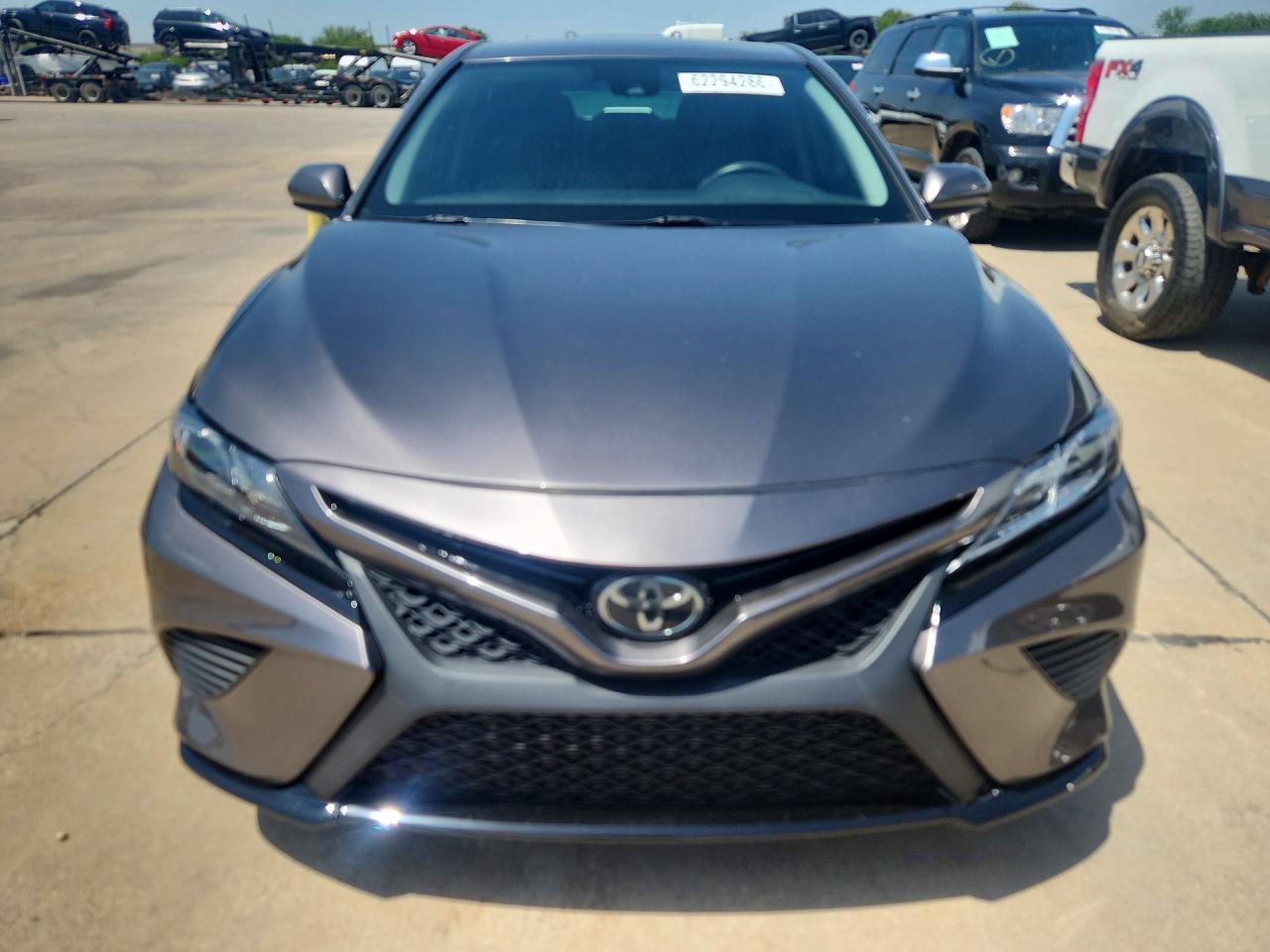 2020 TOYOTA CAMRY SE — снимка 5