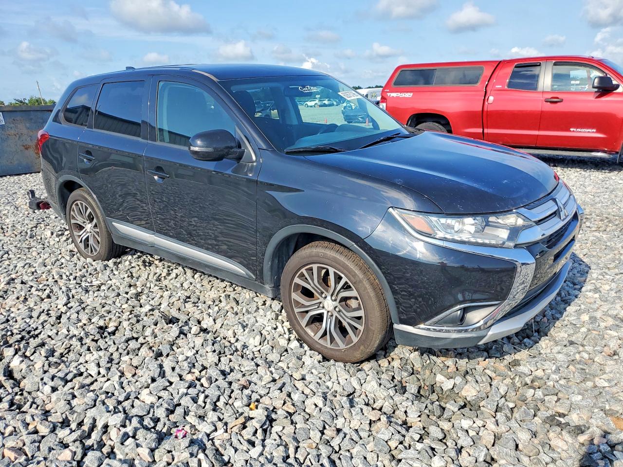 2017 MITSUBISHI OUTLANDER SE — снимка 4
