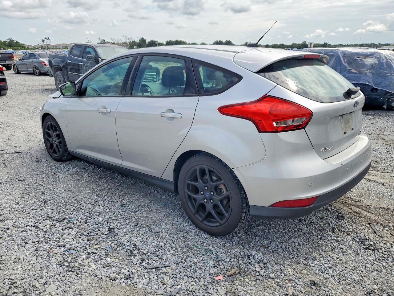 2016 FORD FOCUS SE — снимка 2