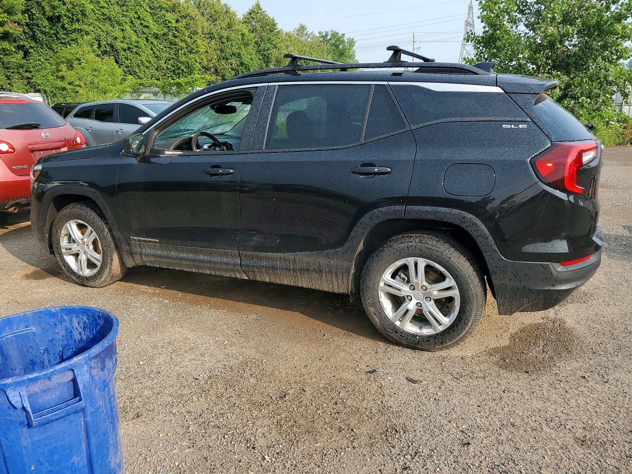 2022 GMC TERRAIN SLE — снимка 2
