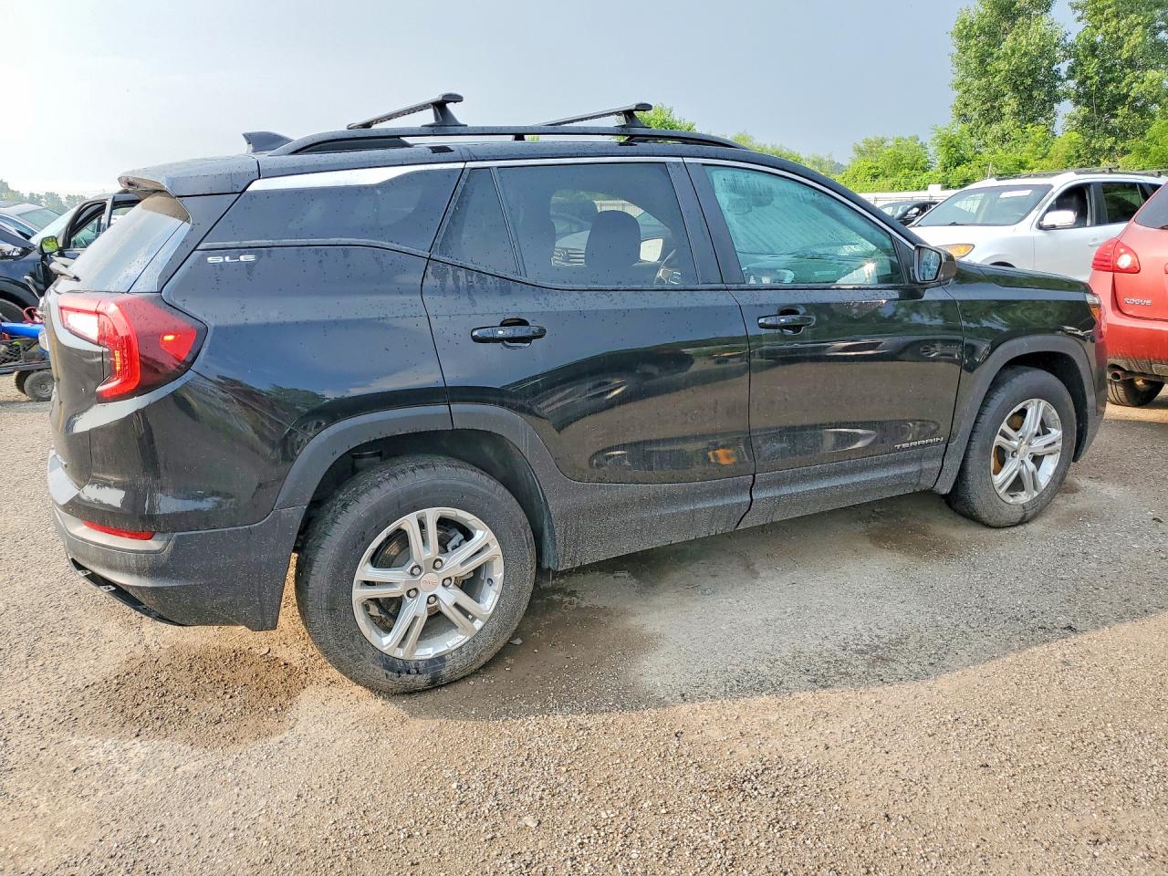 2022 GMC TERRAIN SLE — снимка 3