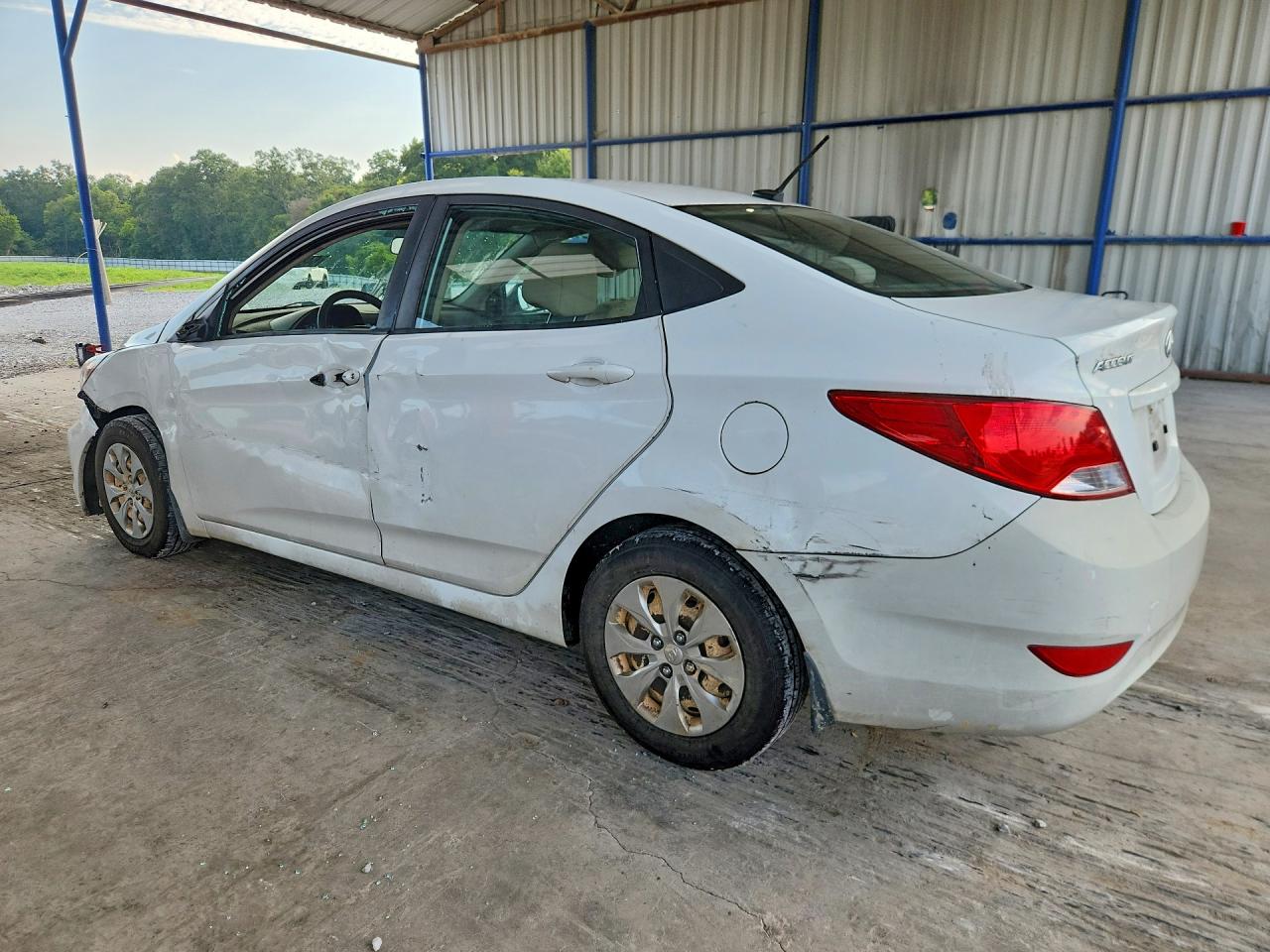 2016 HYUNDAI ACCENT SE — снимка 2