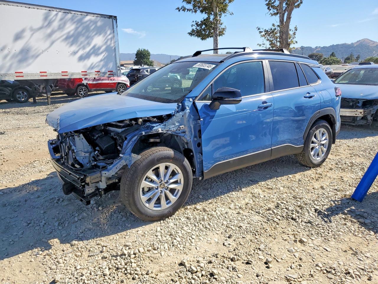 2026 TOYOTA COROLLA CROSS LE