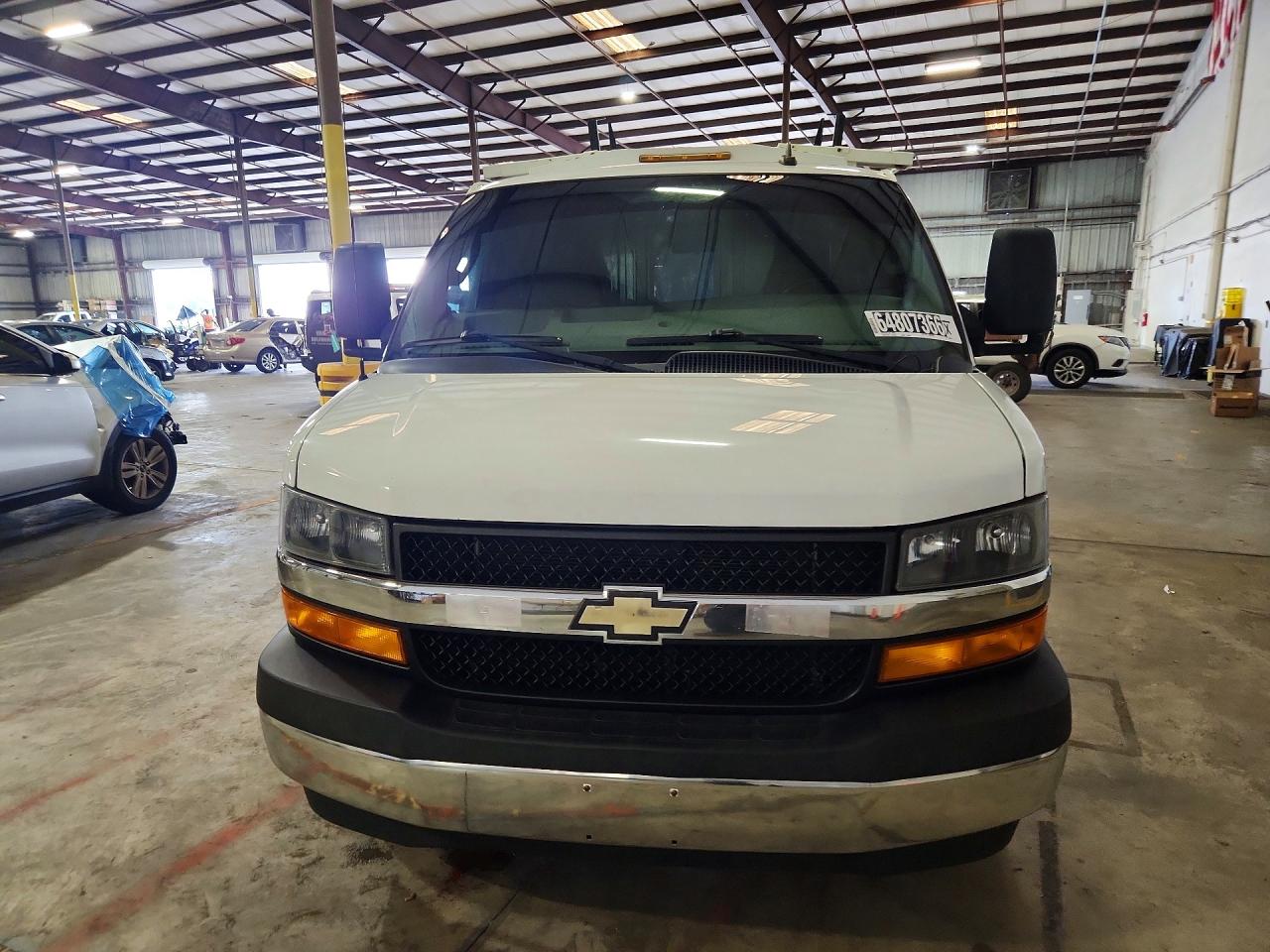 2019 CHEVROLET EXPRESS G3500 — снимка 5