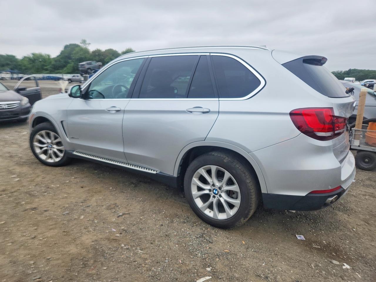 2015 BMW X5 XDRIVE35D — снимка 2