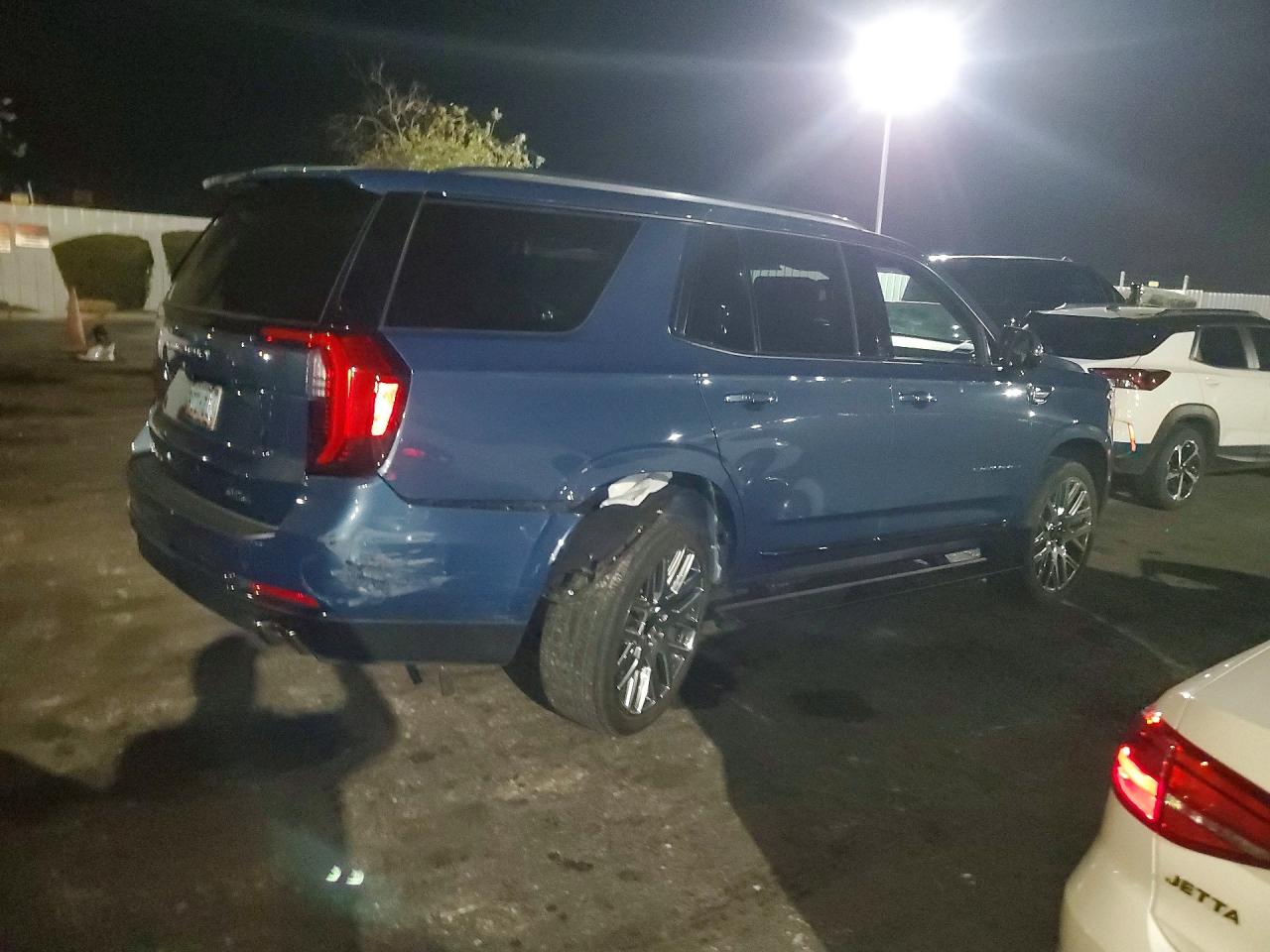 2025 GMC YUKON DENALI ULTIMATE — снимка 3