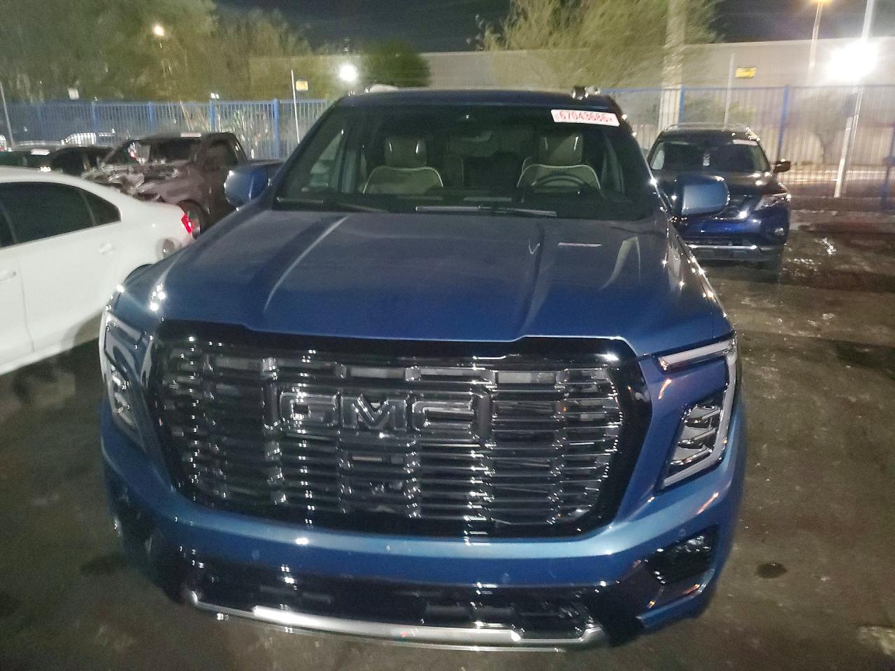 2025 GMC YUKON DENALI ULTIMATE — снимка 5