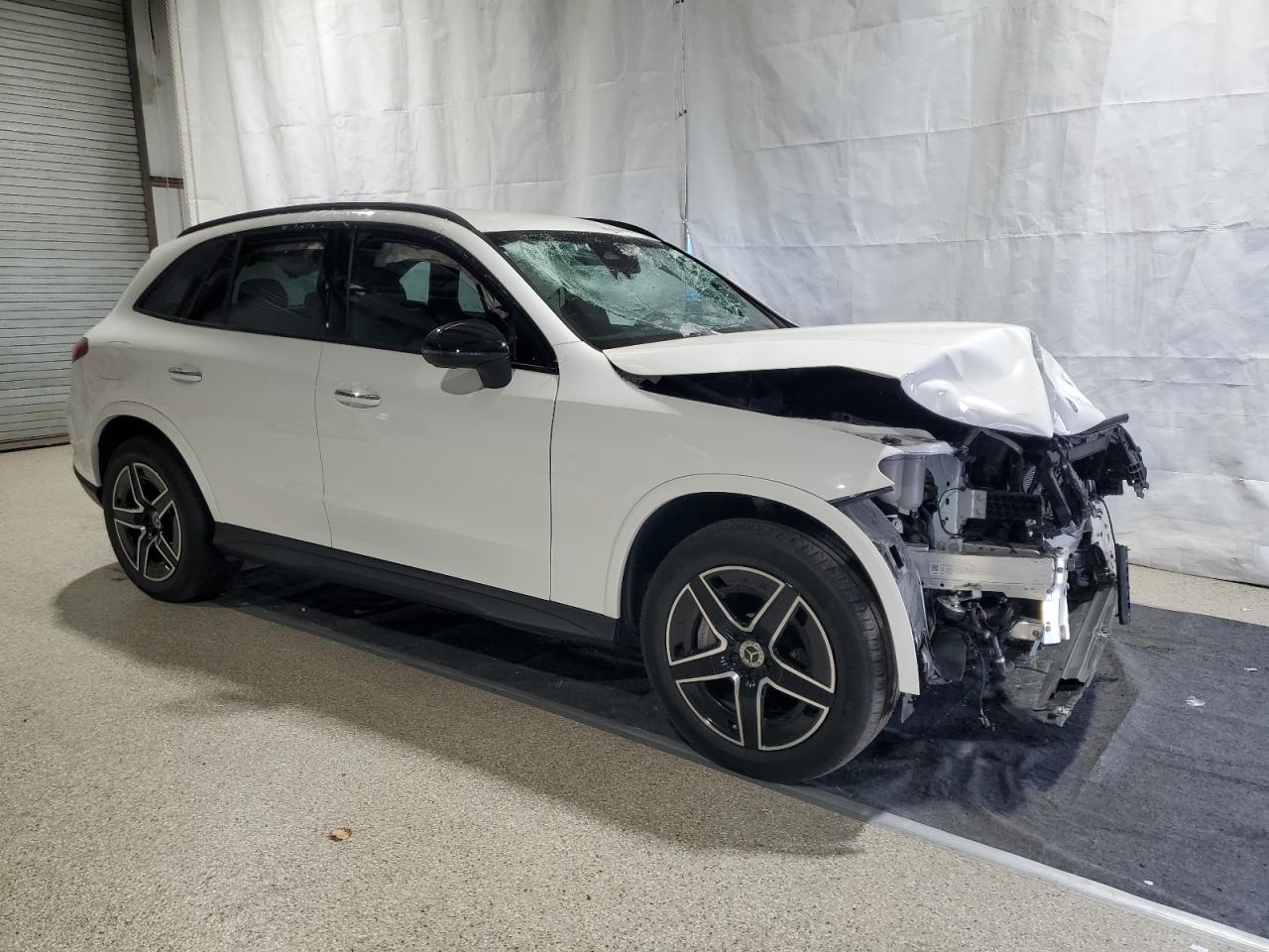 2023 MERCEDES-BENZ GLC 300 — снимка 4
