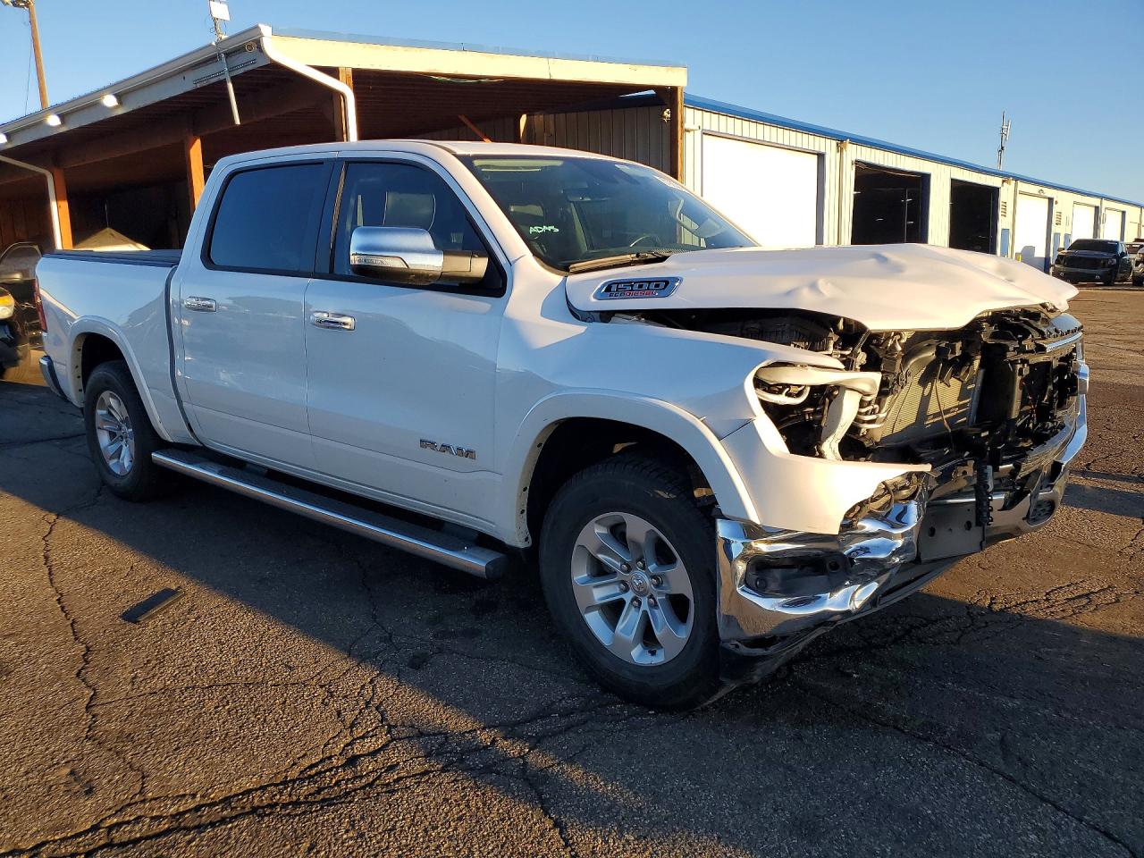 2022 RAM 1500 LARAMIE — снимка 4