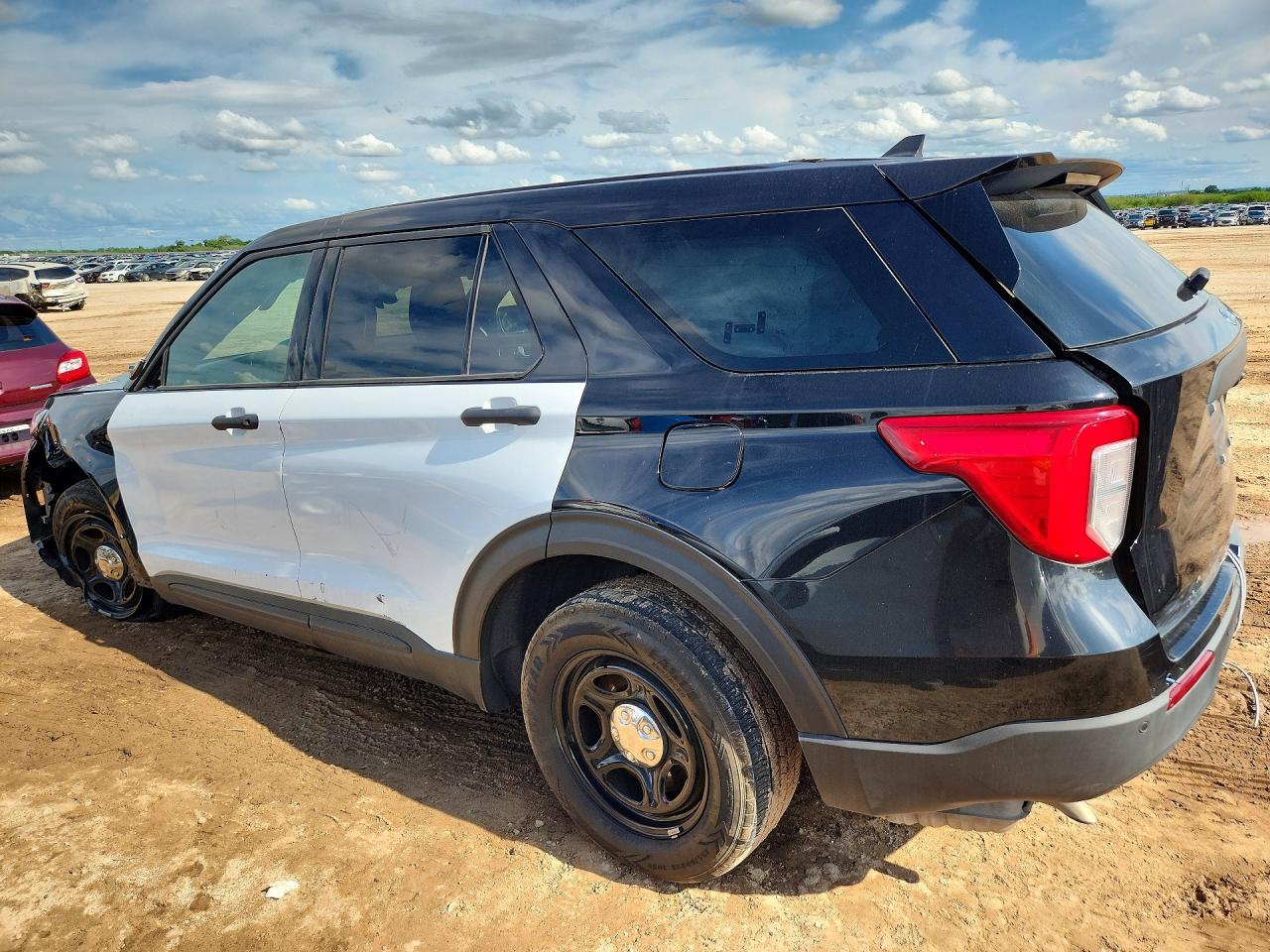 2024 FORD EXPLORER POLICE INTERCEPTOR — снимка 2