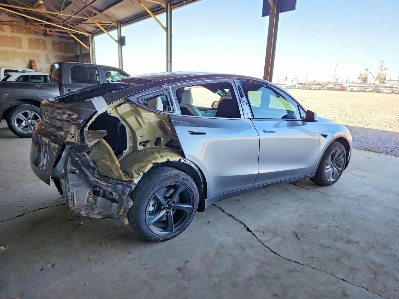 2026 TESLA MODEL Y — снимка 3