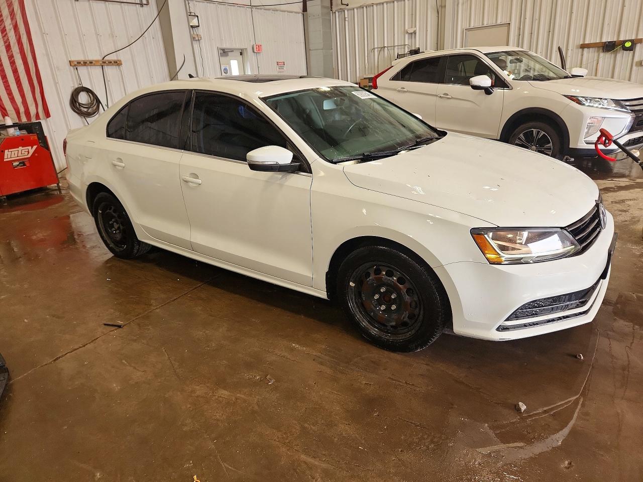 2017 VOLKSWAGEN JETTA SE — снимка 4