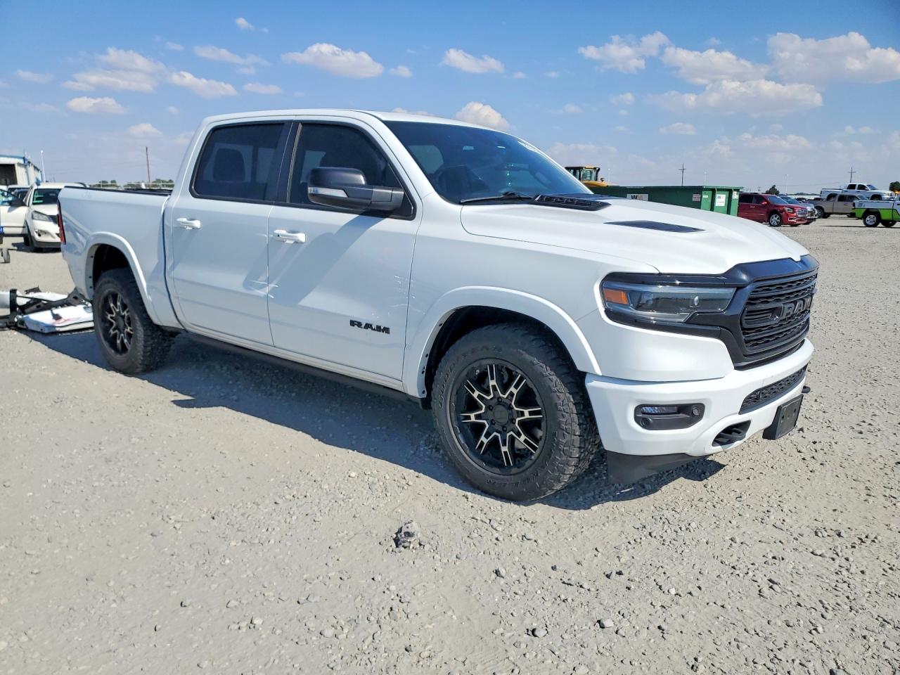 2021 RAM 1500 LIMITED — снимка 4