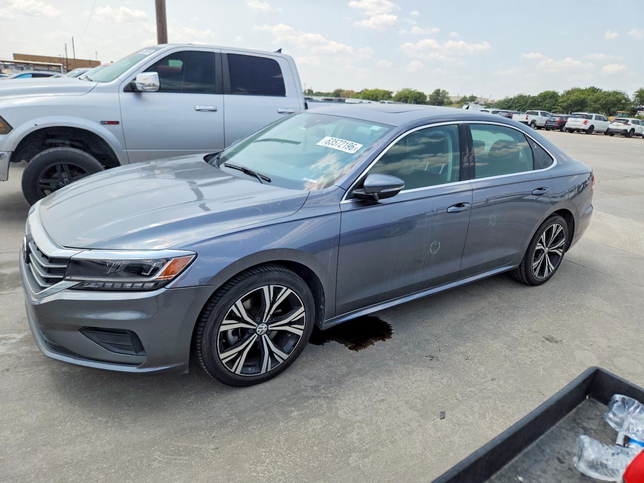 2022 VOLKSWAGEN PASSAT SE