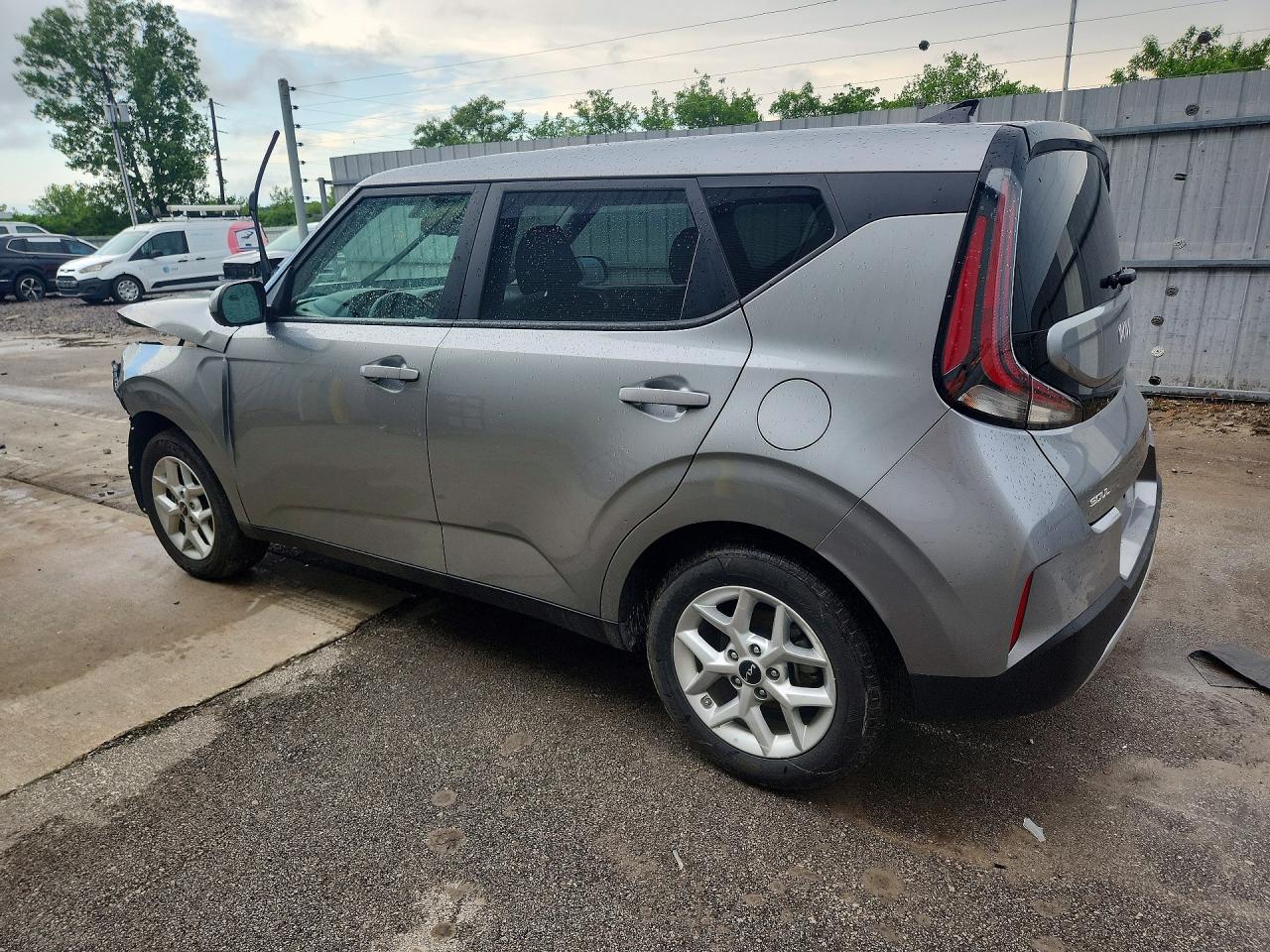 2025 KIA SOUL LX — снимка 2