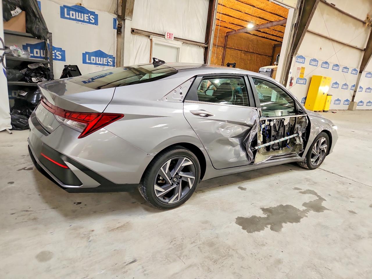 2025 HYUNDAI ELANTRA LIMITED — снимка 3