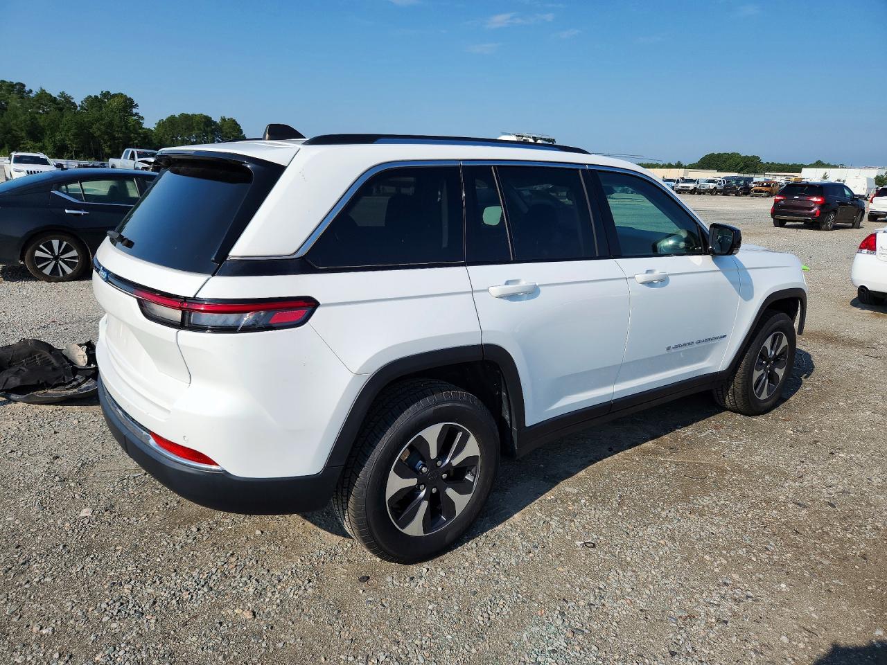 2024 JEEP GRAND CHEROKEE LIMITED 4XE — снимка 3