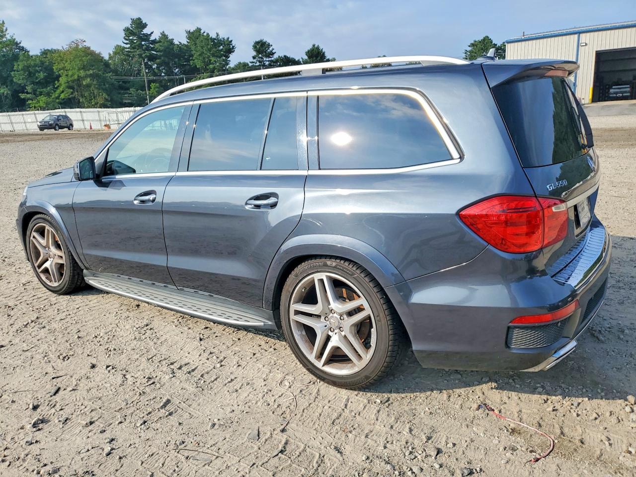 2013 MERCEDES-BENZ GL 550 4MATIC — снимка 2