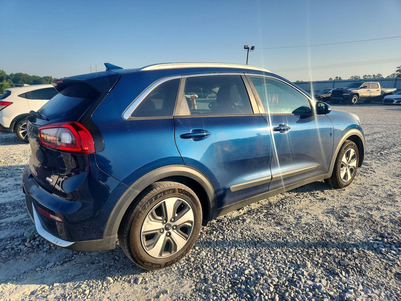 2017 KIA NIRO LX — снимка 3