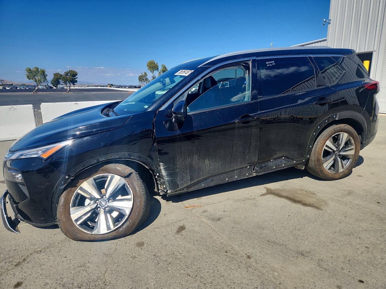 2026 NISSAN ROGUE SL