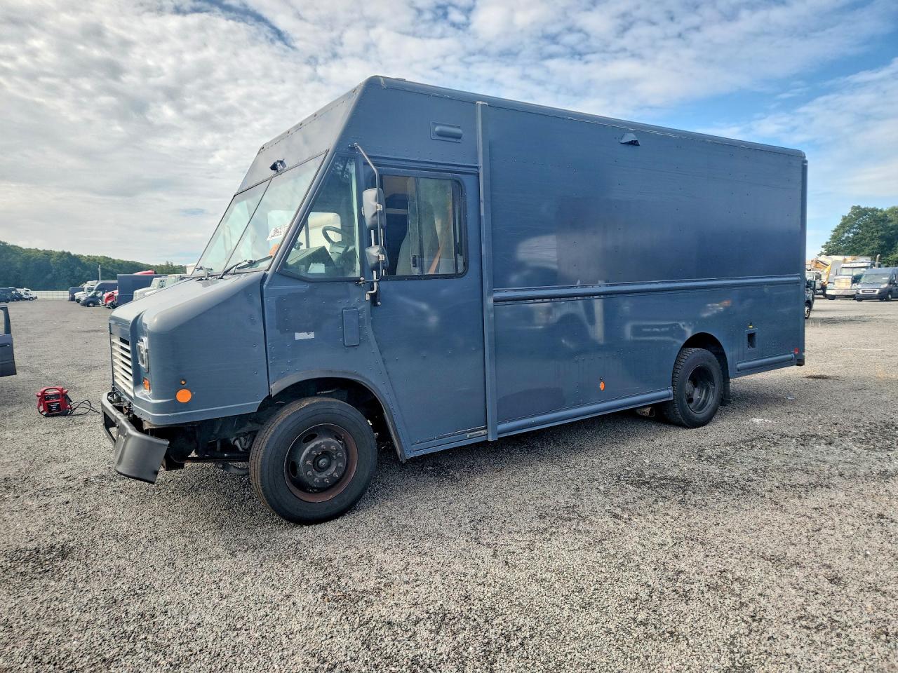 2021 FORD F59