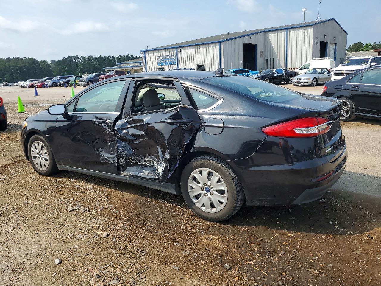 2020 FORD FUSION S — снимка 2