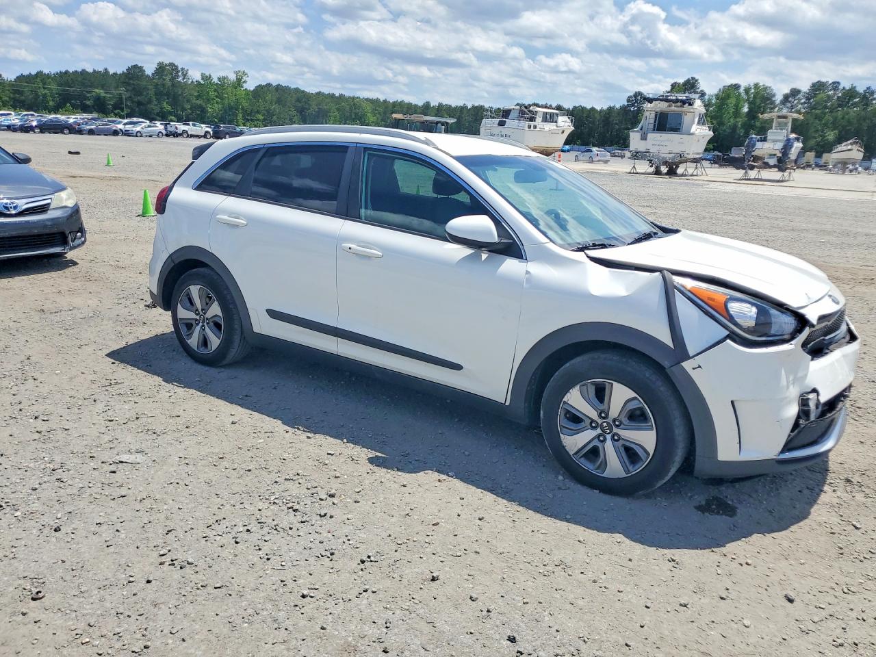 2019 KIA NIRO LX — снимка 4