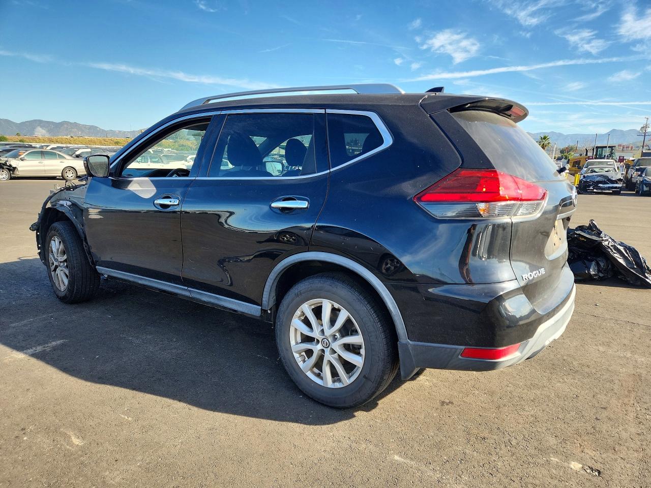 2017 NISSAN ROGUE S — снимка 2