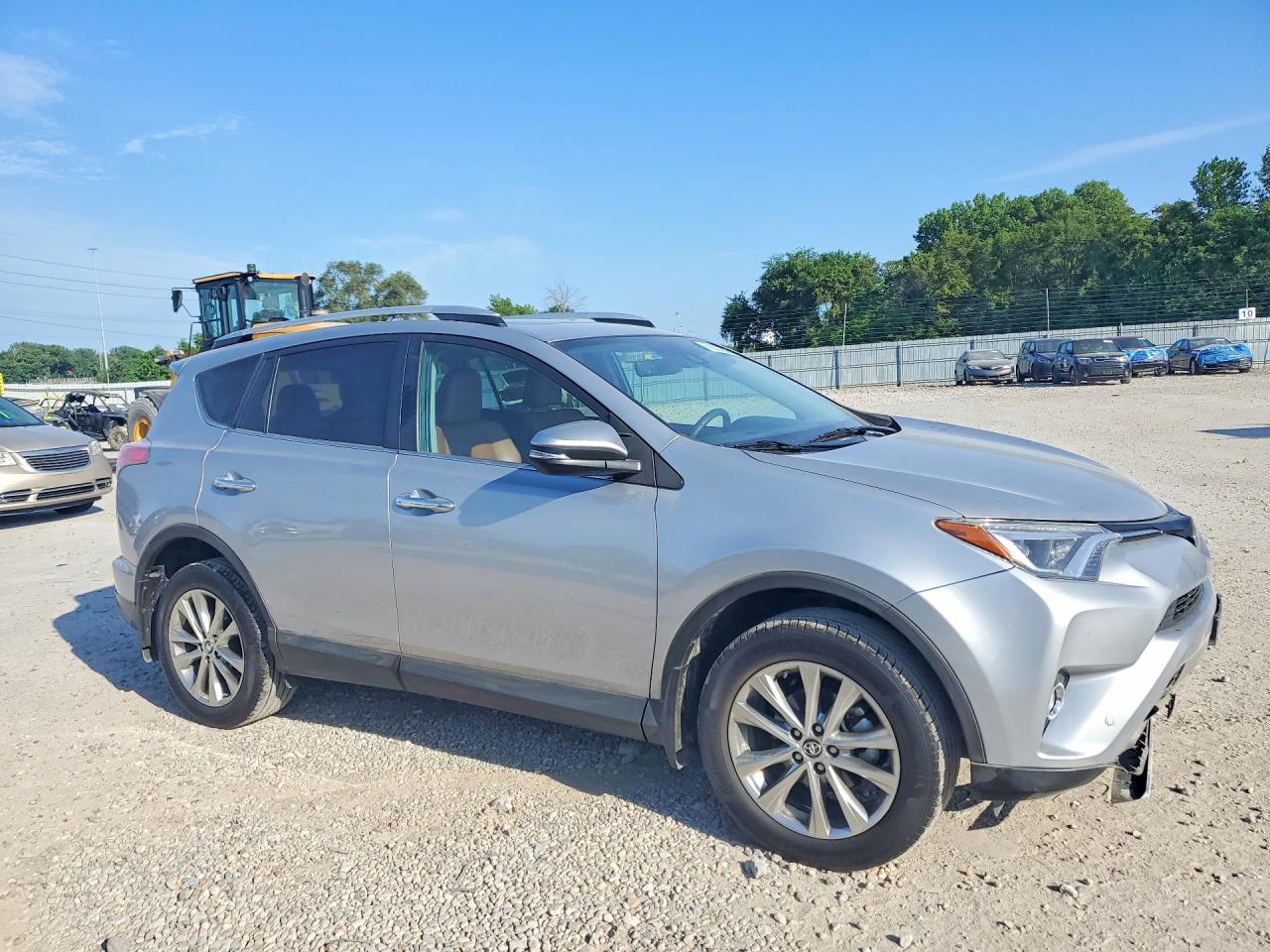 2016 TOYOTA RAV4 LIMITED — снимка 4