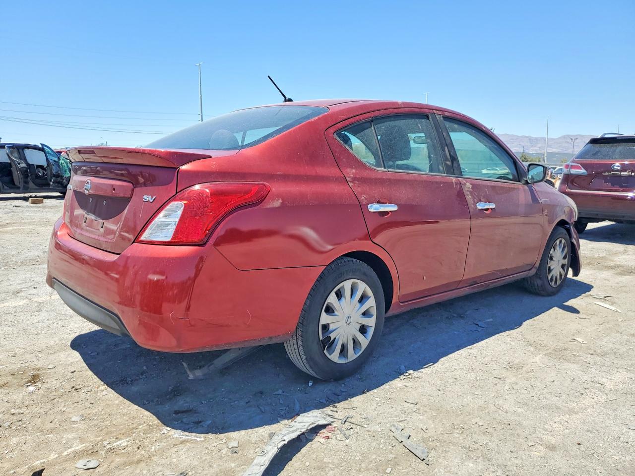 2017 NISSAN VERSA 1.6 SV — снимка 3