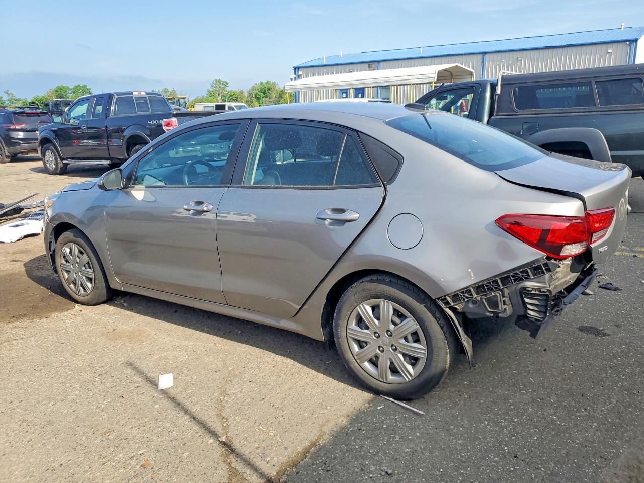 2022 KIA RIO S — снимка 2