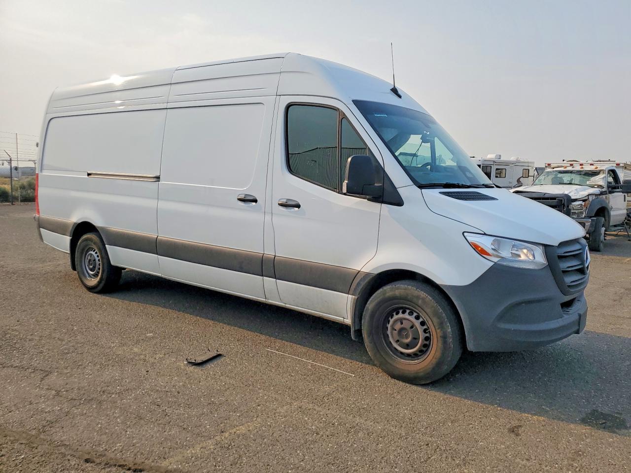 2025 MERCEDES-BENZ SPRINTER 2500 — снимка 4