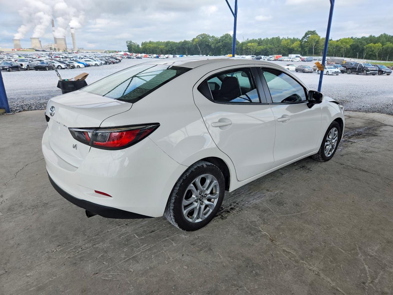 2018 TOYOTA YARIS IA BASE — снимка 3