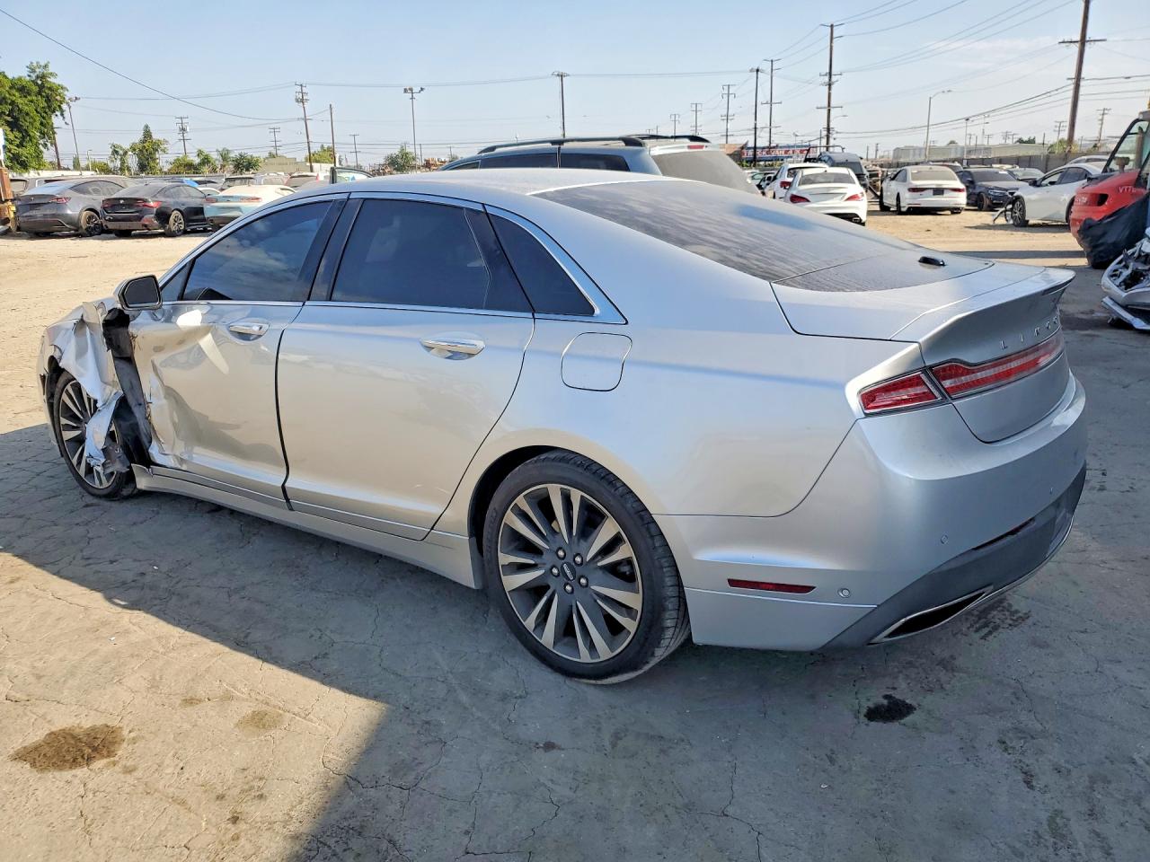 2017 LINCOLN MKZ HYBRID RESERVE — снимка 2