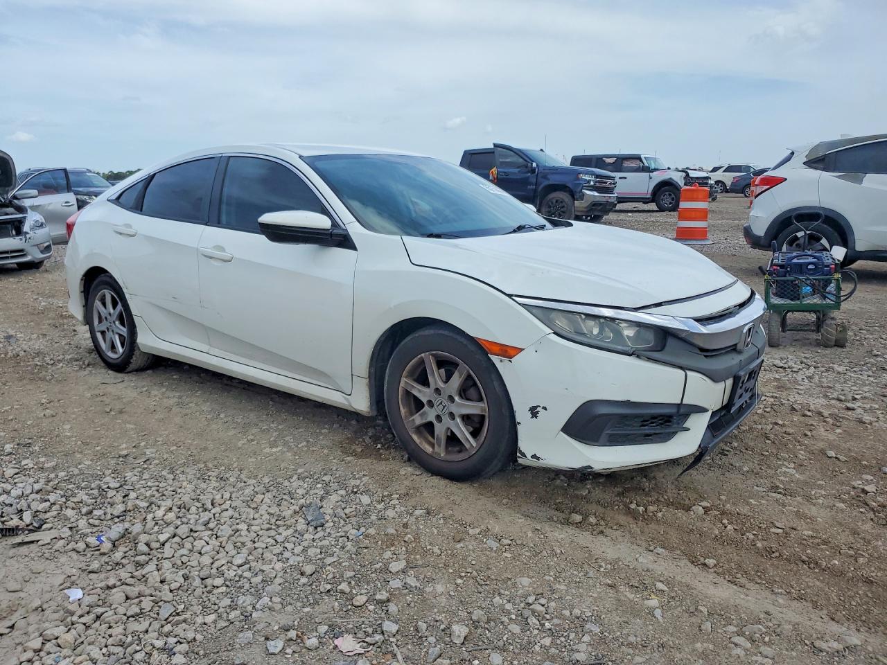 2016 HONDA CIVIC LX — снимка 4