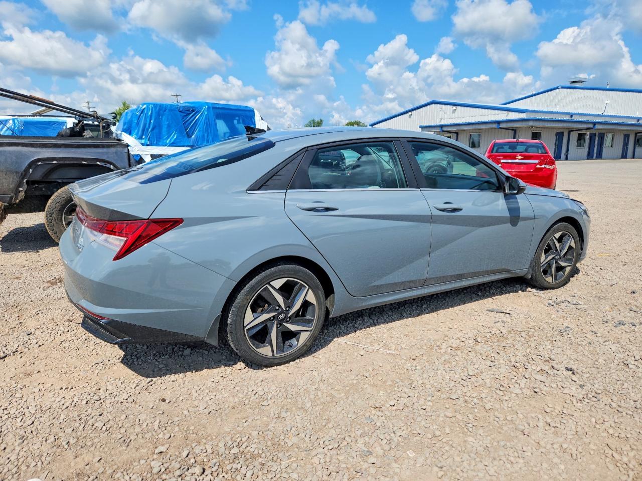 2023 HYUNDAI ELANTRA LIMITED — снимка 3