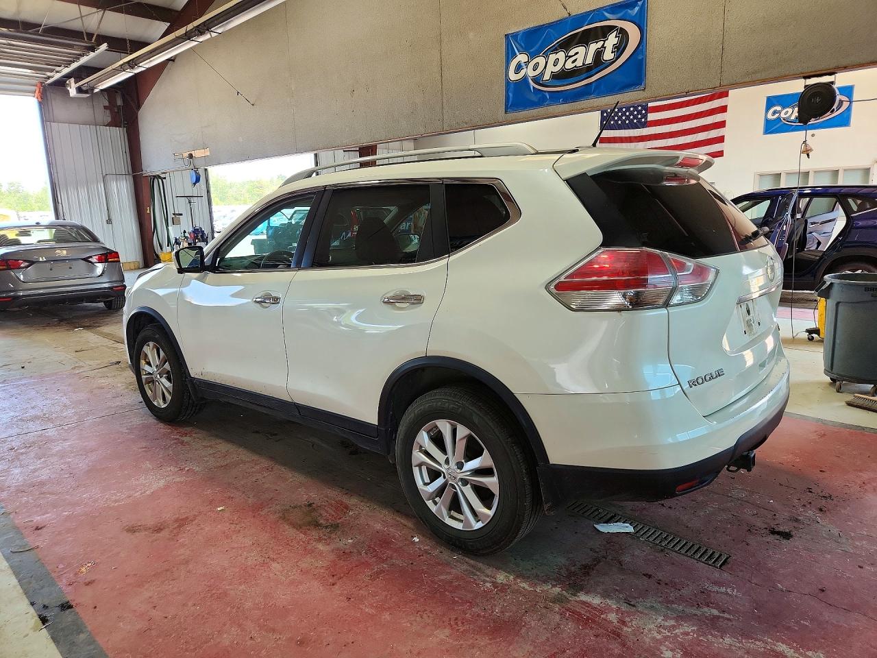 2015 NISSAN ROGUE SV — снимка 2