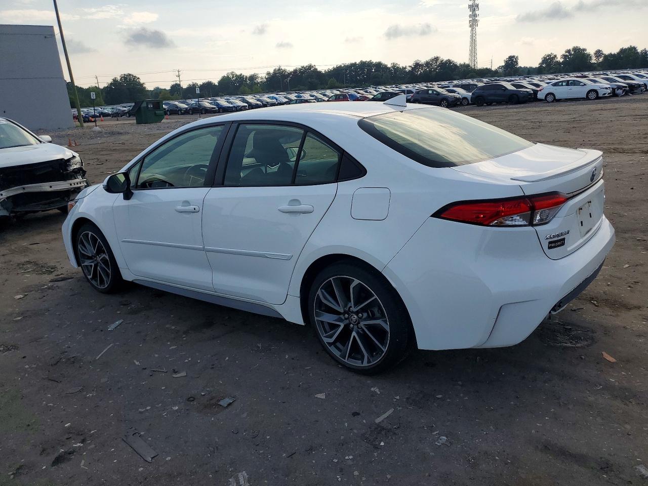2022 TOYOTA COROLLA SE — снимка 2