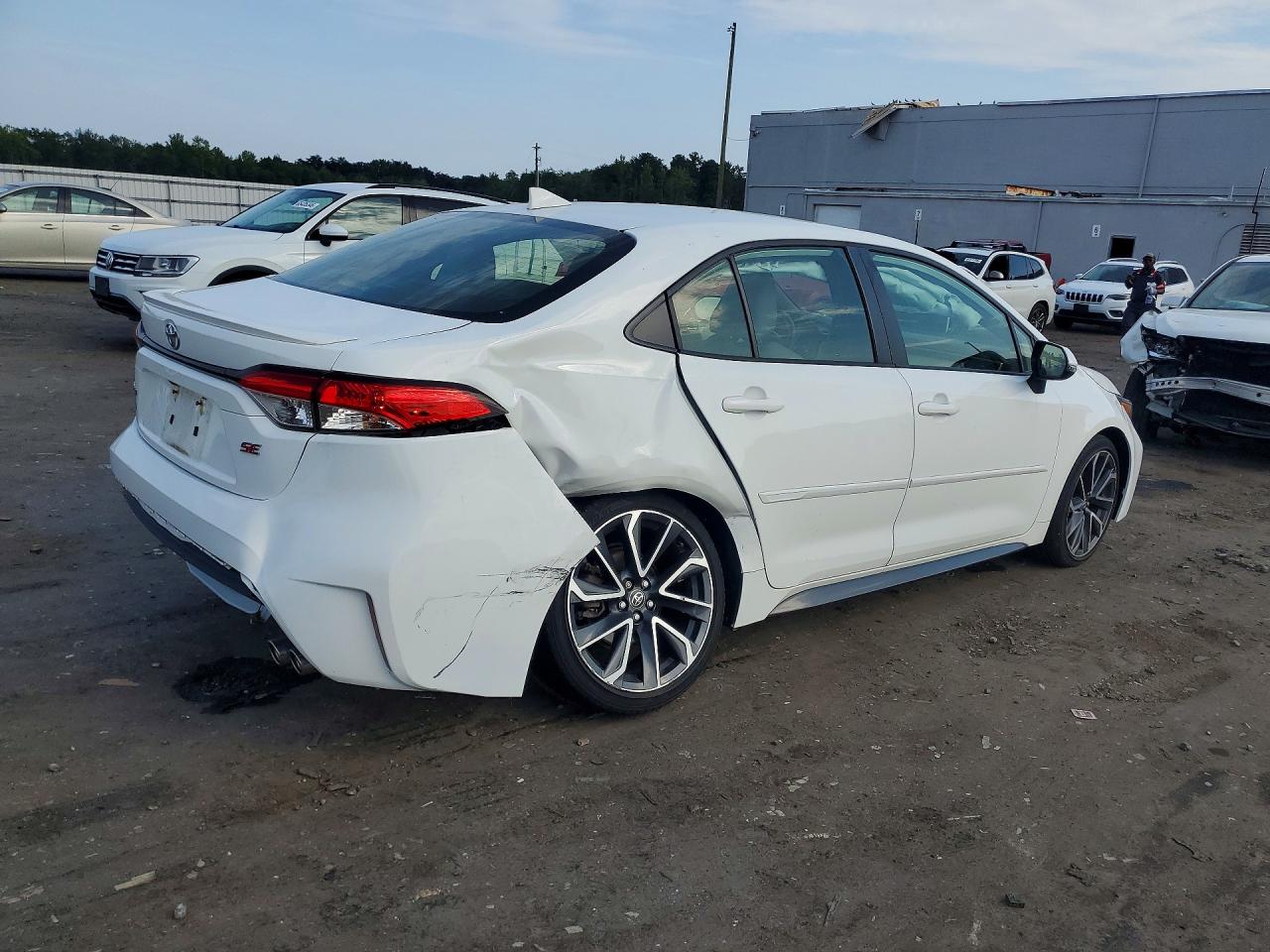 2022 TOYOTA COROLLA SE — снимка 3